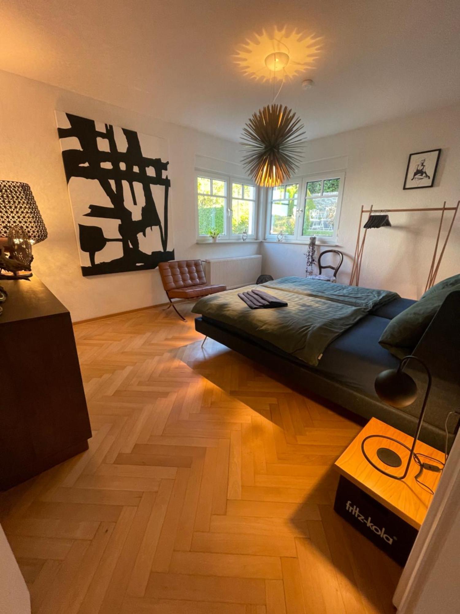 Schoenste Location In *